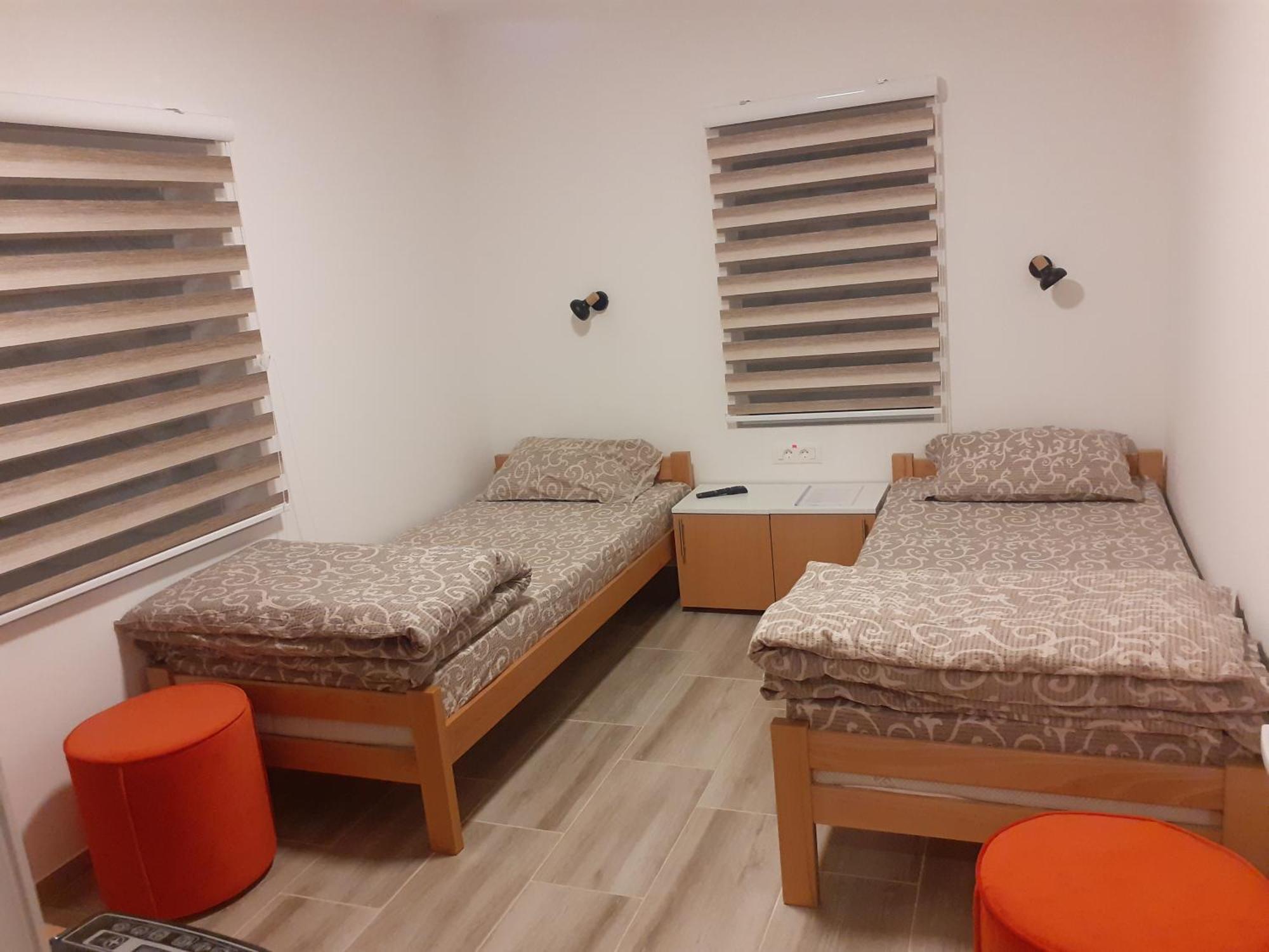 Bed and Breakfast Std Cvetkovic Crni Vrh Esterno foto